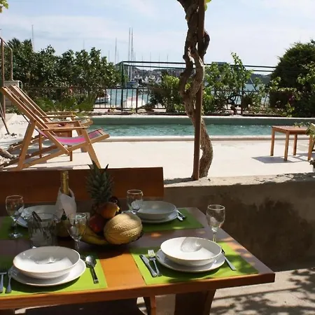 Family-friendly With Swimming Pool Seget Donji, - 25167 *