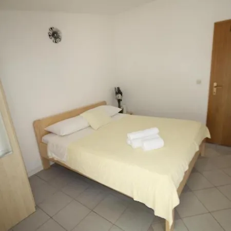 Family-friendly With Swimming Pool Seget Donji, - 25167 Apartment *